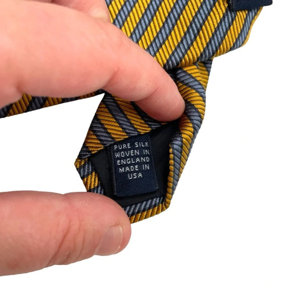 VINTAGE Brooks Brothers Makers Striped Silk Tie in Yellow/Blue - Picture 9 of 9